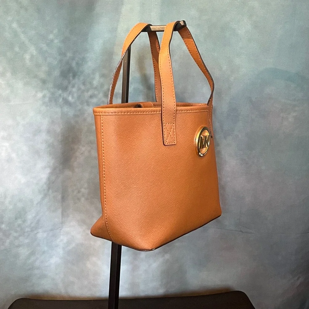 Michael Kors Tan Saffiano‎ Leather Small Tote Bag Gold MK Logo Logo Lining
